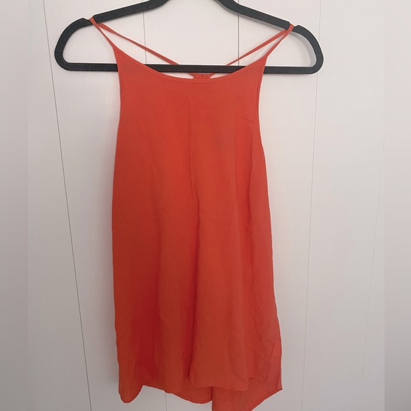 Orange tank - Picture 1 of 3